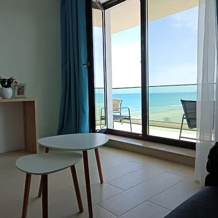 Lägenhet With The View