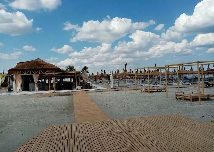 With The View Apartment *