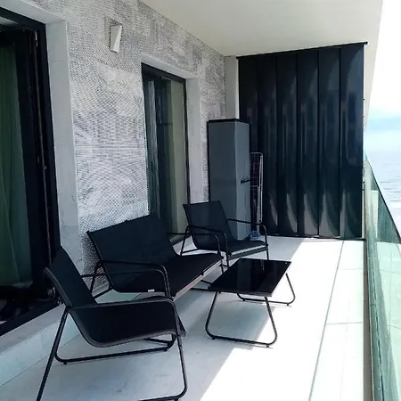 With The View Apartamento *
